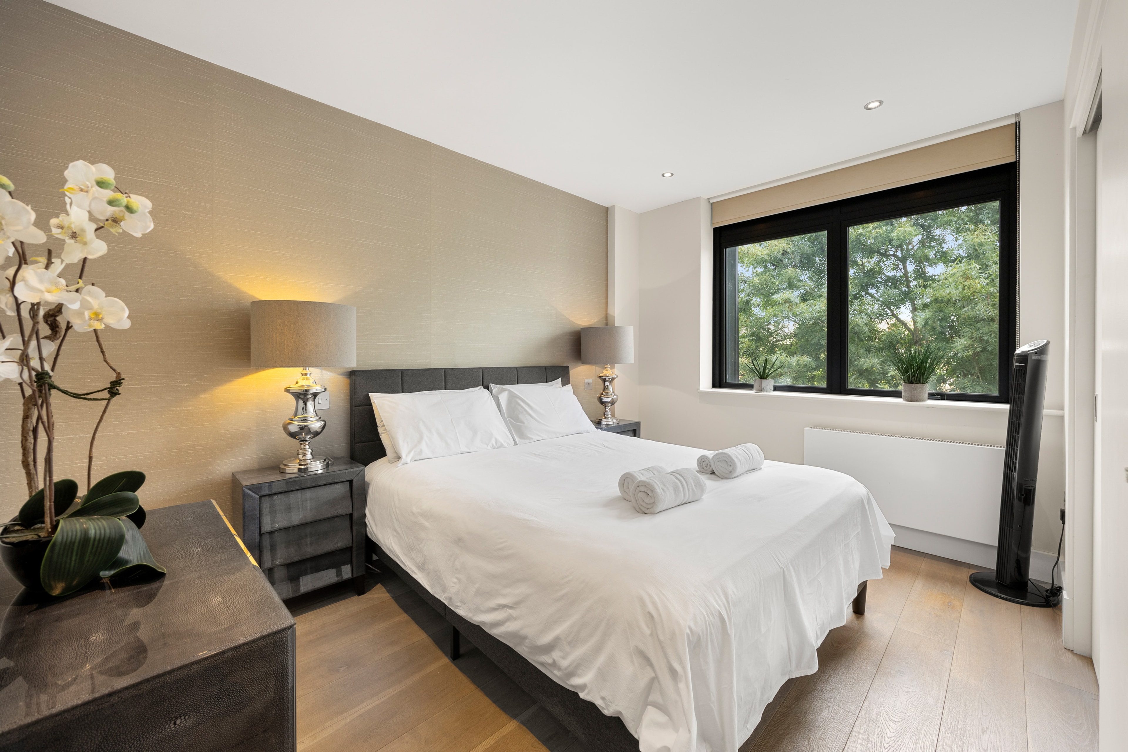 Luxury 2BR Urban Oasis Wimbledon Park SW19 photo 5