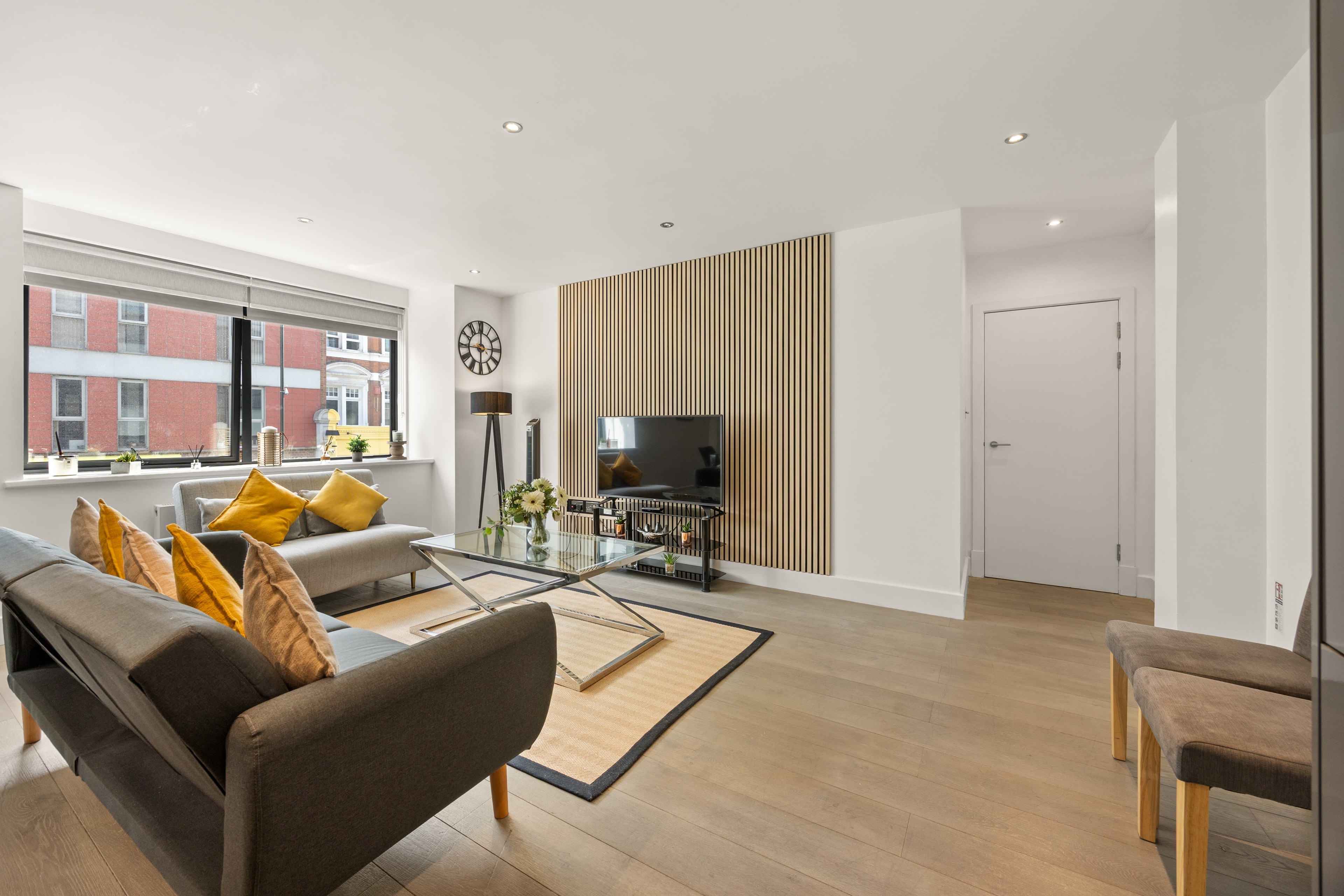 Perfect Modern Urban Luxury 2-Bedroom Haven on Arthur Road SW19 8AE Wimbledon photo 4