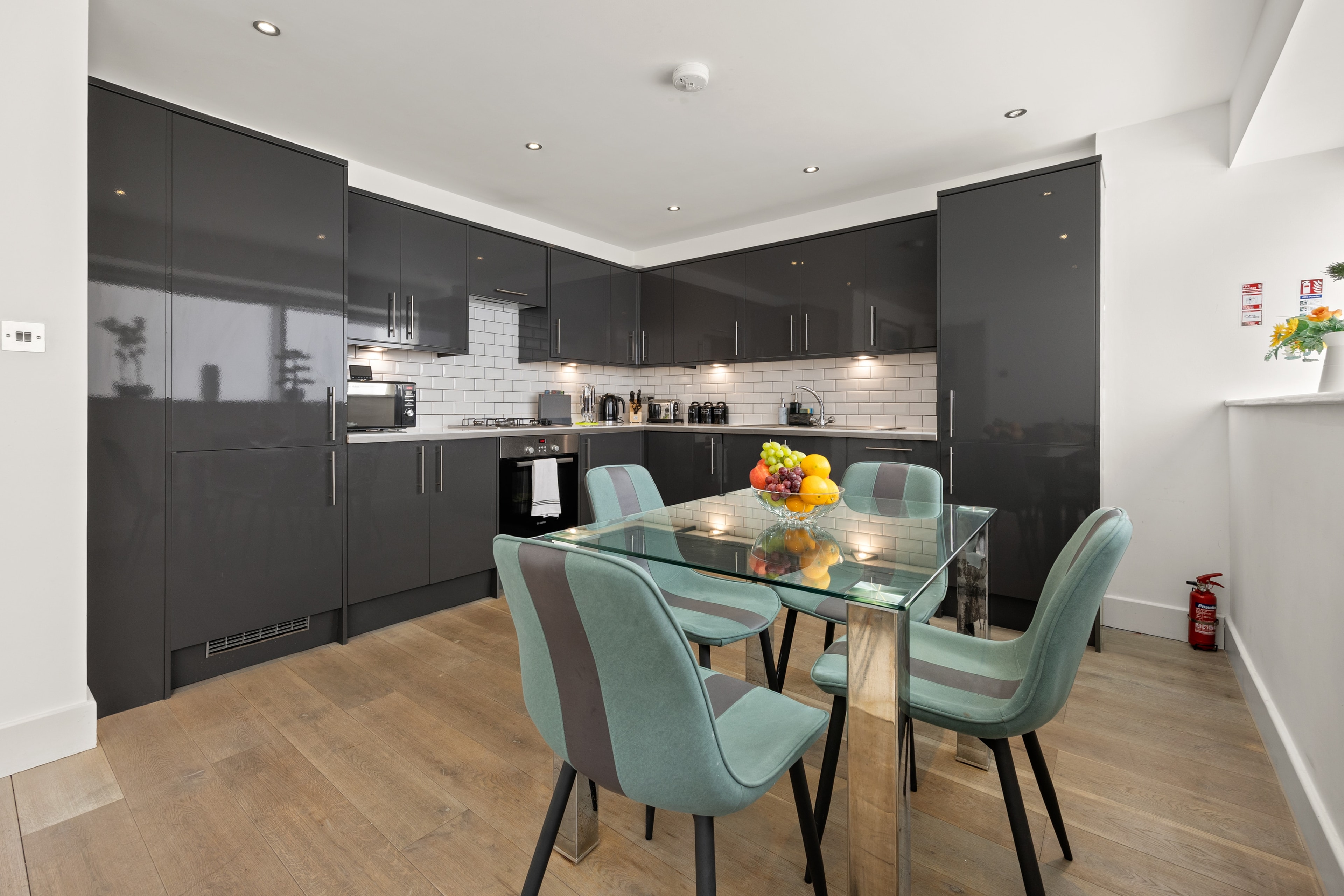 Modern 2Bedroom Comfort Apt. Wimbledon Park London photo 5